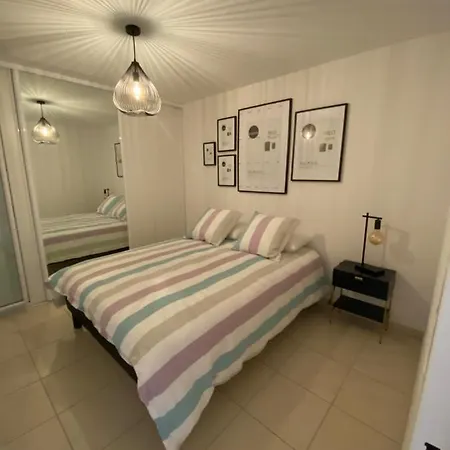 公寓 Superbe T2 Avec Garage, Centre Ville De La Ciotat